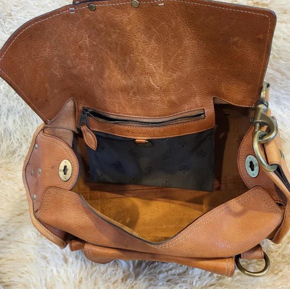 Mulberry Alana Boston Shoulder Bag with original Dust Bag - Picture 9 of 16